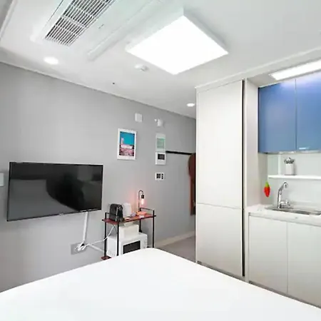Elmomento Gwangan Hotel Busan Exterior photo